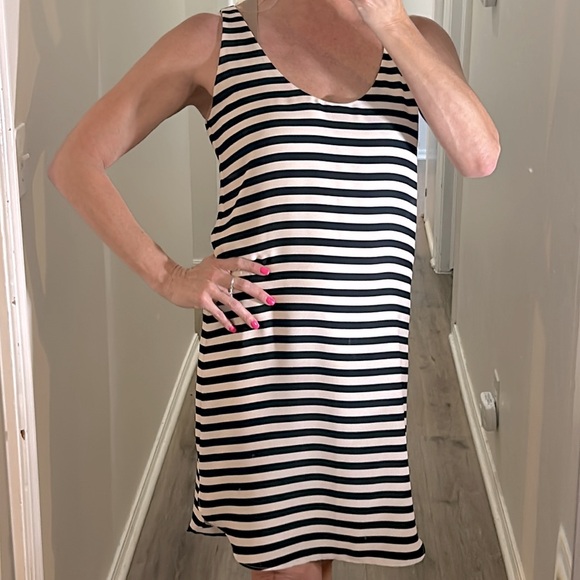 LOFT Navy blue and white striped sleeveless scoop neck dress in size medium - Picture 4 of 11